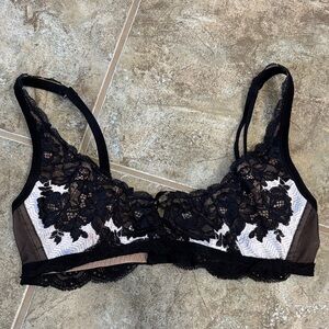 Victoria's Secret Black and Cream Lace Bra